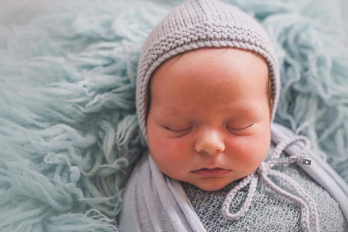 Belle Superfine Merino Bonnet in Light Grey (Image by Bugglebee Photography, Burleigh Heads, Qld)